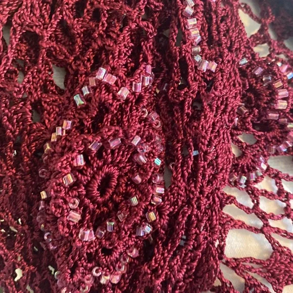 BOUTIQUE PIECE LARGE BEADED SCARF/SHAWL - Picture 3 of 6